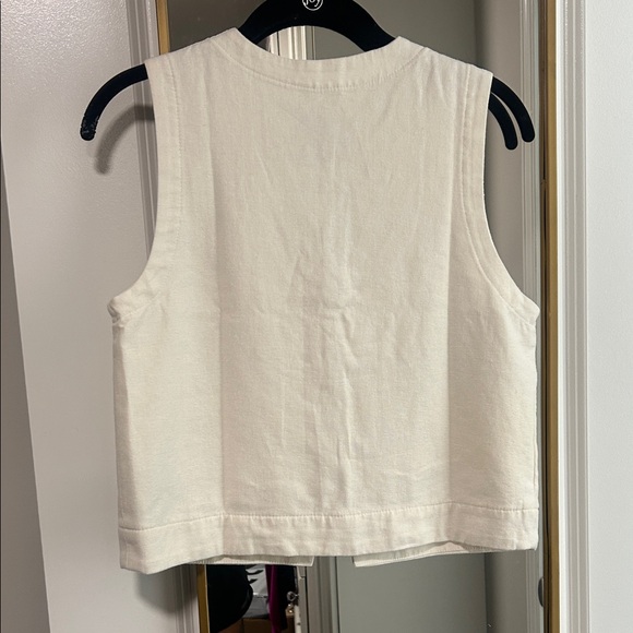 Old Navy Ivory Tie-Front Vest - Picture 2 of 3
